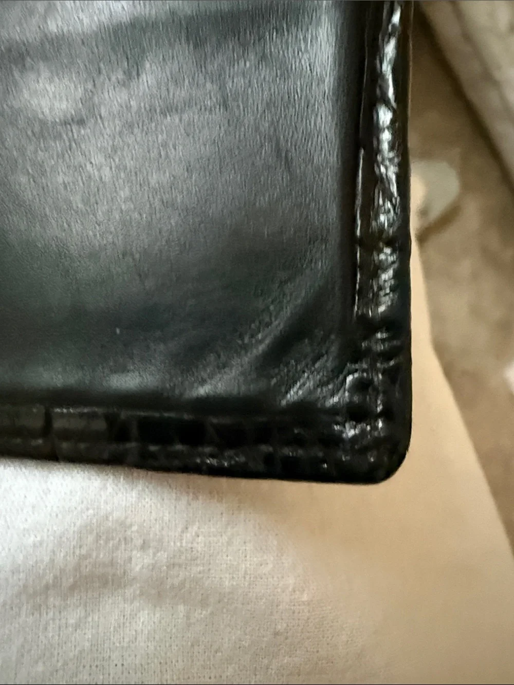 100% Pure African Alligator Black Leather Men's Bifold Wallet. African Markings
